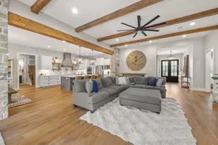 231 Hacienda Pl, Dripping Springs, TX 78620 - Photo 11