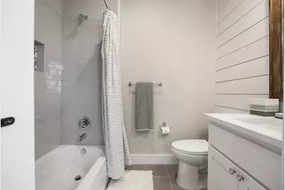 231 Hacienda Place, Dripping Springs, TX 78620 - Photo 31