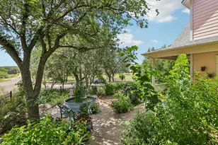 1754 N Bishop St, San Marcos, TX 78666 - Photo 33