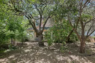 1754 N Bishop St, San Marcos, TX 78666 - Photo 35