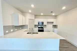 2413 Sisterdale Ln, Austin, TX 78754 - Photo 7