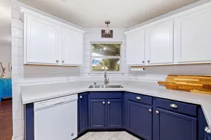 703 Sparkling Brook Ln, Leander, TX 78641 - Photo 15