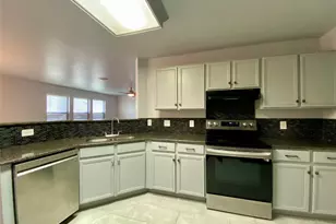 13205 Sea Biscuit Dr, Del Valle, TX 78617 - Photo 13