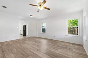 8829 Francia Trail, Austin, TX 78748 - Photo 7