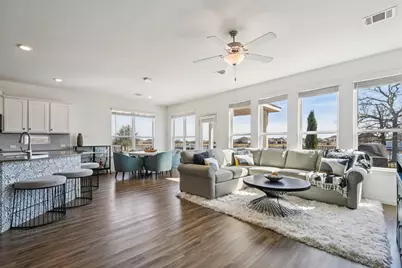 208 Locklin Drive, Liberty Hill, TX 78642 - Photo 5