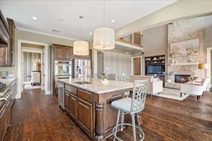 457 SANTALUZ Ln, Austin, TX 78732 - Photo 15
