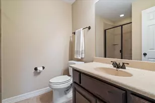 457 SANTALUZ Ln, Austin, TX 78732 - Photo 27