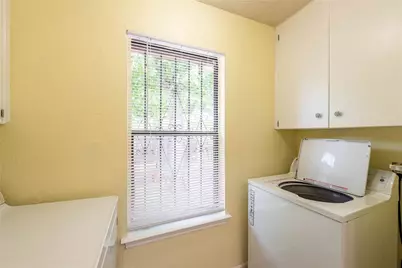 5006 Sara Drive, Austin, TX 78721 - Photo 11
