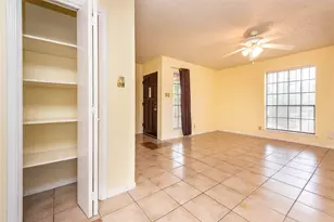 5006 Sara Dr, Austin, TX 78721 - Photo 9
