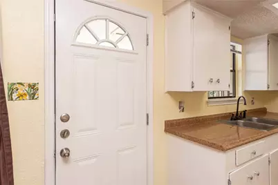 5006 Sara Drive, Austin, TX 78721 - Photo 15