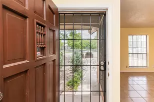 5006 Sara Dr, Austin, TX 78721 - Photo 7