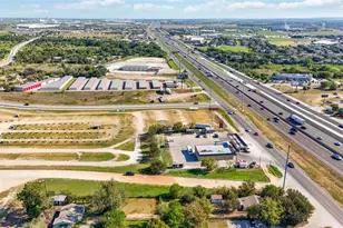 1113 N Old Hwy 81, Kyle, TX 78640 - Photo 25