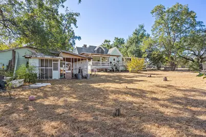 606 W Bell Avenue, Rockdale, TX 76567 - Photo 21