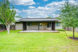 3907 Skipton Dr, Austin, TX 78727 - Photo 23