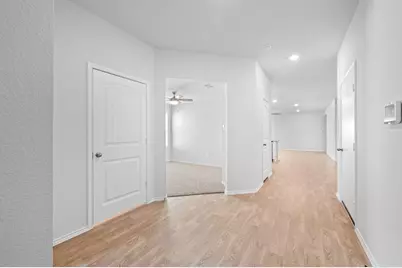 1806 Windsor Boulevard, Lockhart, TX 78644 - Photo 3