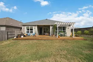 10900 American Mustang Loop, Manor, TX 78653 - Photo 7