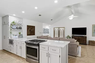 11905 Misty Brook Drive, Austin, TX 78727 - Photo 15