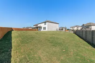 125 Darlington Ct, Liberty Hill, TX 78642 - Photo 23