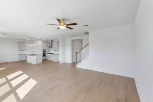 125 Darlington Ct, Liberty Hill, TX 78642 - Photo 7