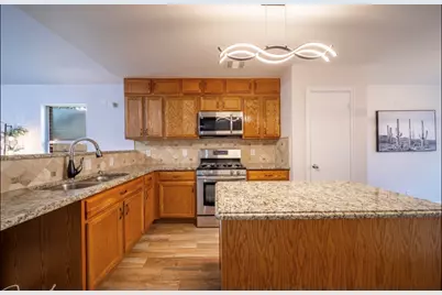 1302 Newbury Street, Georgetown, TX 78626 - Photo 7