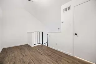 1840 Burton Dr, Austin, TX 78741 - Photo 21