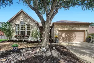 206 Gann St, Georgetown, TX 78626 - Photo 3