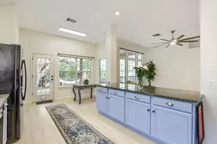 206 Gann St, Georgetown, TX 78626 - Photo 9
