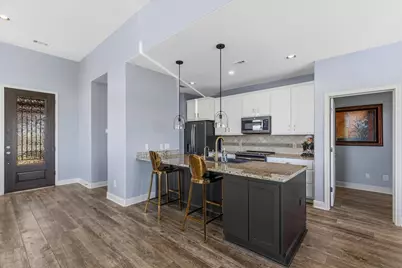 2001 Kahala Sunset Drive, Spicewood, TX 78669 - Photo 11