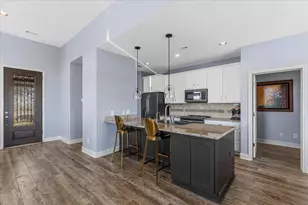 2001 Kahala Sunset Dr, Spicewood, TX 78669 - Photo 11