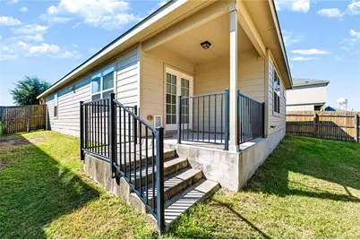 328 Circle Way, Jarrell, TX 76537 - Photo 29