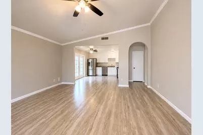 5610 Tallow Tree Drive, Austin, TX 78744 - Photo 9