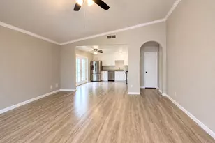 5610 Tallow Tree Dr, Austin, TX 78744 - Photo 9