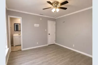 5610 Tallow Tree Drive, Austin, TX 78744 - Photo 15