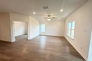 132 Hazy Vw Rd, San Marcos, TX 78666 - Photo 5