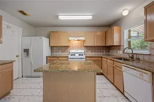 14716 Lantern Ln, Pflugerville, TX 78660 - Photo 7