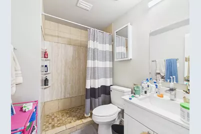 911 W 22nd Street #305, Austin, TX 78705 - Photo 13