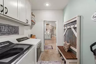 1024 Apache Trl, Rockdale, TX 76567 - Photo 23