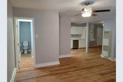 4500 Avenue D Avenue #B, Austin, TX 78751 - Photo 3