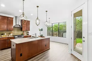 2815 Corbin Ln, Austin, TX 78704 - Photo 11