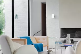 2106 Matthews Dr, Austin, TX 78703 - Photo 11