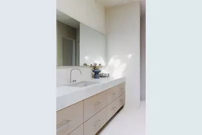 2106 Matthews Drive, Austin, TX 78703 - Photo 23