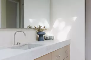 2106 Matthews Dr, Austin, TX 78703 - Photo 23