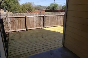 2205 Melissa Oaks Ln, Austin, TX 78744 - Photo 13