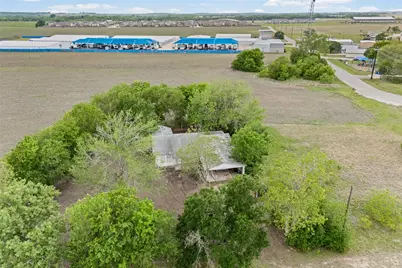 1812 Borchert Drive, Lockhart, TX 78644 - Photo 11
