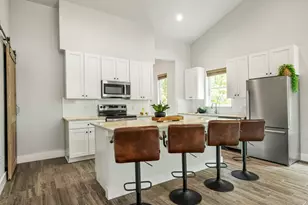 48 Wood Glen Dr, Wimberley, TX 78676 - Photo 11