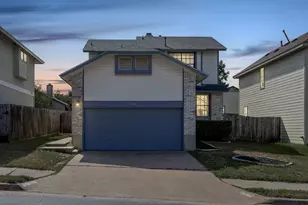 12009 Sky W Dr, Austin, TX 78758 - Photo 11