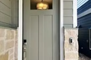 1617 Coral Sunrise Trl, Leander, TX 78641 - Photo 3