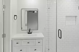 9204 Collinfield Dr, Austin, TX 78758 - Photo 15
