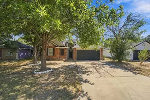 810 Honeysuckle Dr, Leander, TX 78641 - Photo 7