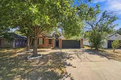 810 Honeysuckle Drive, Leander, TX 78641 - Photo 3